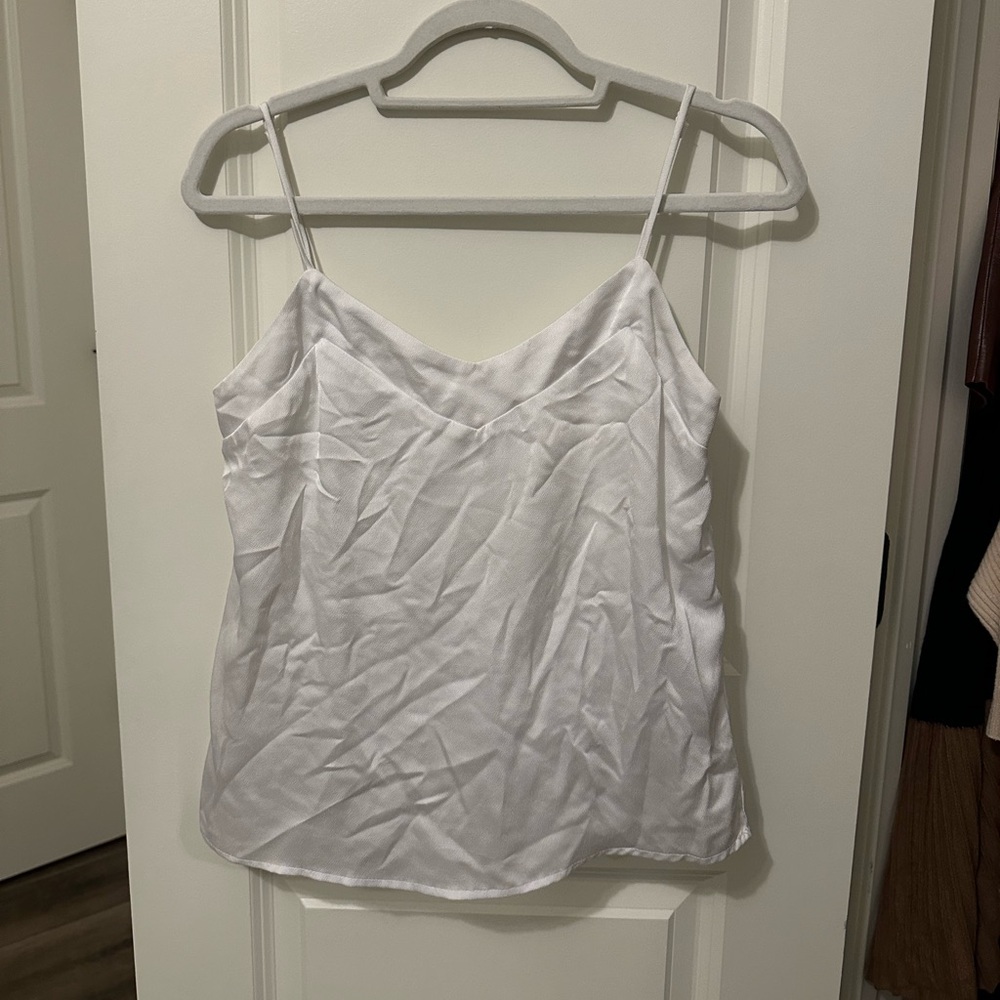 Boutique white top. size s. Excuse the wrinkles